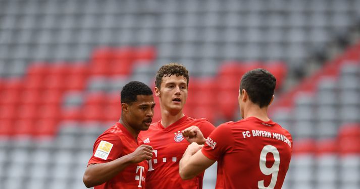 Serge Gnabry, Benjamin Pavard og Robert Lewandowski höfðu fimm ástæður til að fagna saman í dag.