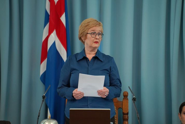 Þórunn Sveinbjarnardóttir er fyrsti forseti Alþingis sem beitir ákvæðinu í 66 ár.