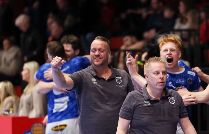 Haraldur Þorvarðarson (til vinstri) verður næsti þjálfari kvennaliðs Fram í handbolta.