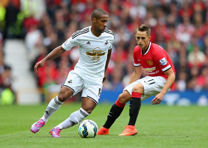 Routledge í sigurleiknum gegn Manchester United í fyrstu umferð ensku úrvalsdeildarinnar.