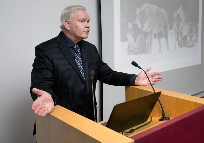 Hannes Hólmsteinn Gissurarson, prófessor í stjórnmálafræði við Háskóla Íslands. 