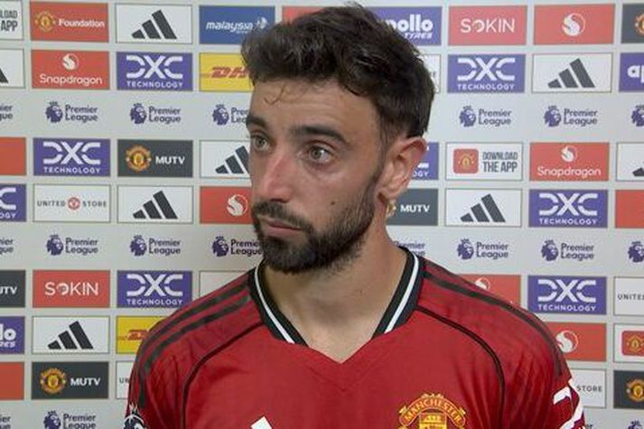 Bruno Fernandes varð að sætta sig við tap í fyrstu umferð ensku úrvalsdeildarinnar í dag.
