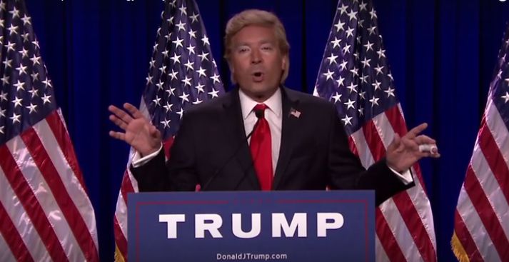 Jimmy Fallon í gervi Donald Trump.