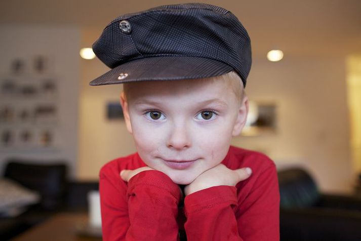 Bók Ólivers Tuma sem nefnist Óliver Tumi, segðu mér sögu, hefur notið mikilla vinsælda.