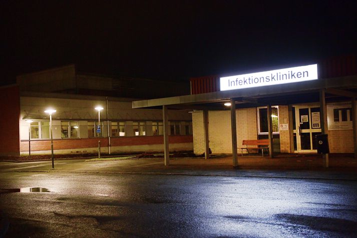 Konan hefur verið lögð inn á Ryhov sjúkrahúsið í Jönköping.