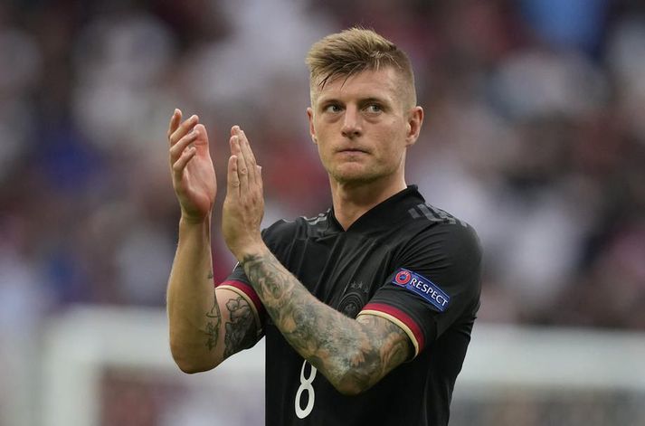 Toni Kroos hefur ákveðið að láta gott heita með þýska landsliðinu.