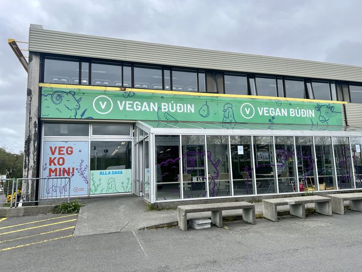Vegan búðin er sögð strærsta vegan dagvörubúð heims. 