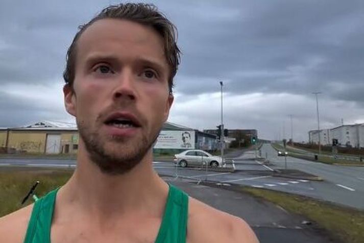 Arnar Pétursson var dæmdur úr leik og sakaður um að hafa stytt sér leið.