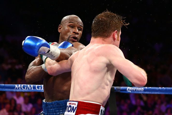 Úr bardaga Mayweather og Canelo.