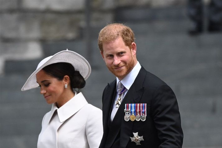 Harry og Meghan létu gera Frogmore bústaðinn, sem er í eigu konungsfjölskyldunnar, upp fyrir um 2,4 milljónir punda á árunum 2018 til 2019. Það samsvarar rúmlega 400 milljónum íslenskra króna á núvirði.