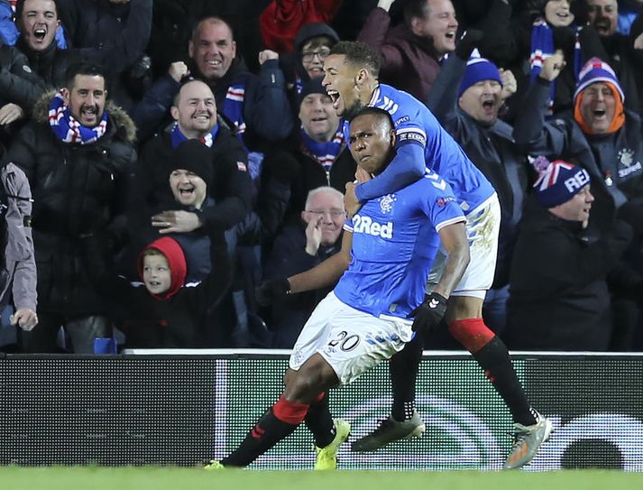 Rangers unnu langþráðan sigur gegn Celtic en Alfredo Morelos fékk að líta rauða spjaldið.