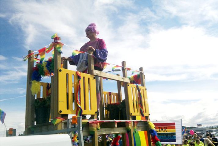 Jón Gnarr vakti mikla lukku sem hin hamingjusama Fröken Reykjavík.