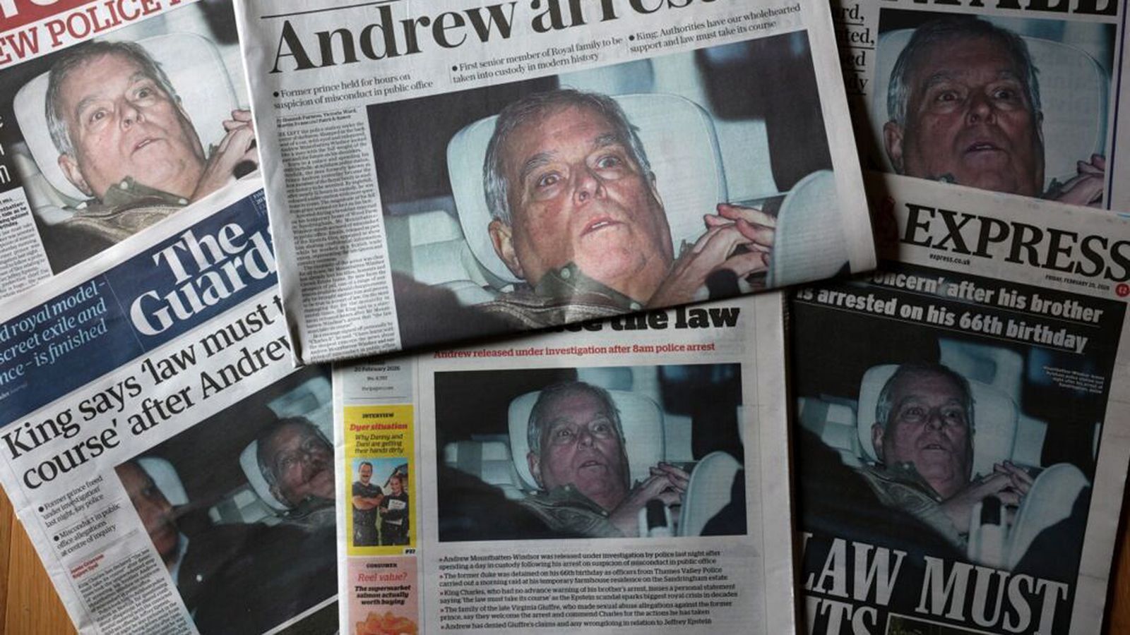 Til skoðunar að taka Andrew úr erfðaröðinni