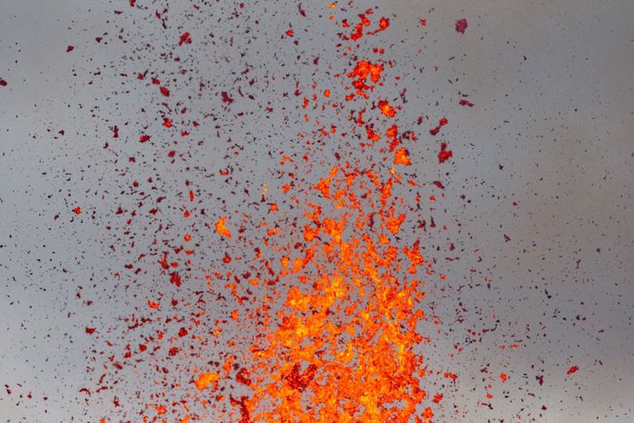 Eldgosið í Fagradalsfjalli hófst 19. mars og er því nú 182 daga gamalt.