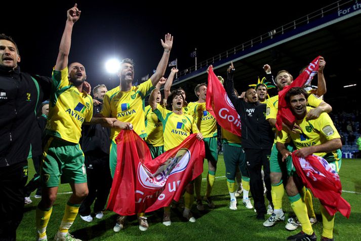 Leikmenn Norwich fagna í kvöld.
