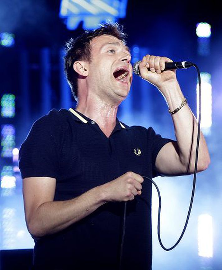 damon albarn Damon Albarn og félagar í Blur ráku endahnútinn á Glastonbury-hátíðina.fréttablaðið/ap