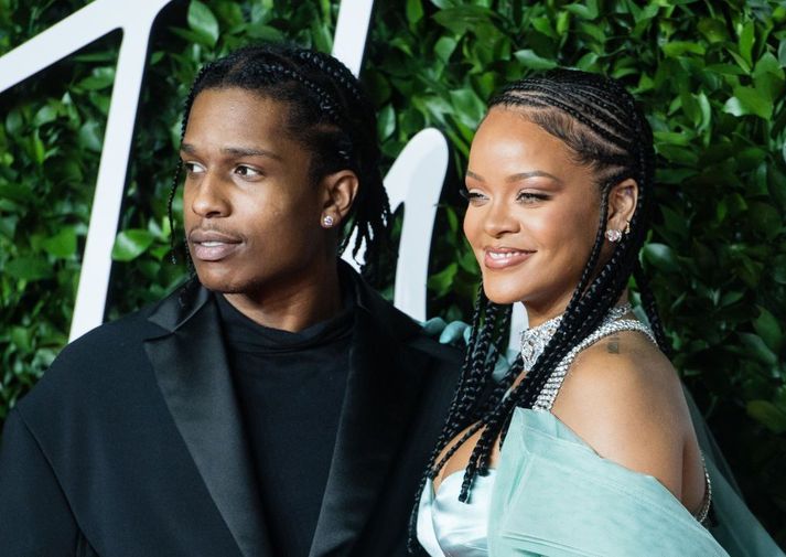 ASAP Rocky og Rihanna mæta til tískusýningar í London árið 2019.