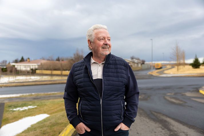 Björn Friðþjófsson húsasmíðameistari hefur heldur betur upplifað ævintýrin. Sum gegguð og skemmtileg, eins og hann segir sjálfur. En önnur svo skelfileg að hrollurinn hríslast niður bakið. 