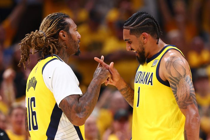 Pacers tryggðu sér tækifæri til að lyfta fyrsta titli í sögu félagsins næsta mánudag. 