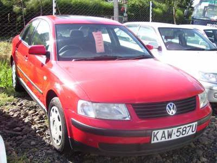 Bíllinn er af gerðinni Volkswagen Passat. Mynd tengist frétt ekki beint.