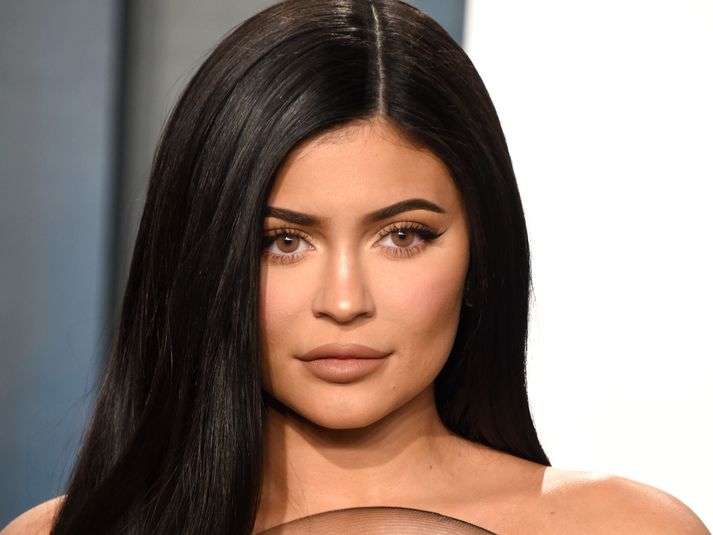 Kylie Jenner hyggst víkka út veldið sitt með sundfatamerki.