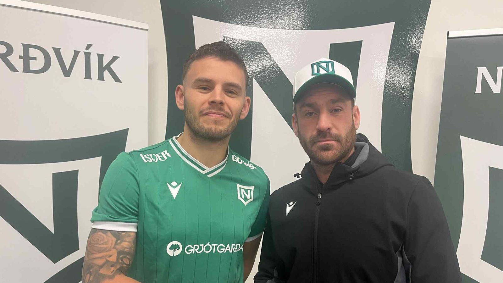 Eiður Aron fylgir Davíð Smára til Njarð­víkur