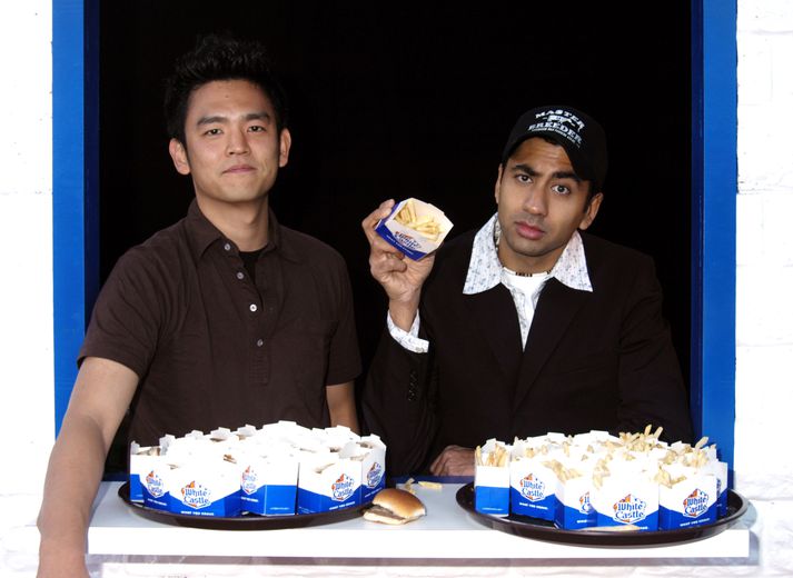 John Cho og Kal Penn fara með hlutverk félaganna tveggja.