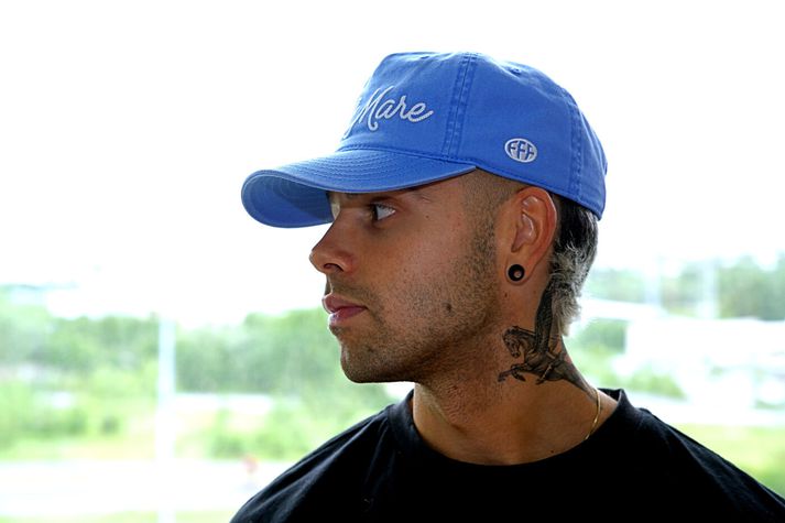 Aron ætlar að einbeita sér að fyrirtækinu að fullu. 