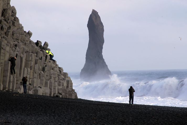 Reynisfjara er gífurlega vinsæll áfangastaður ferðamanna sem hingað koma til lands.