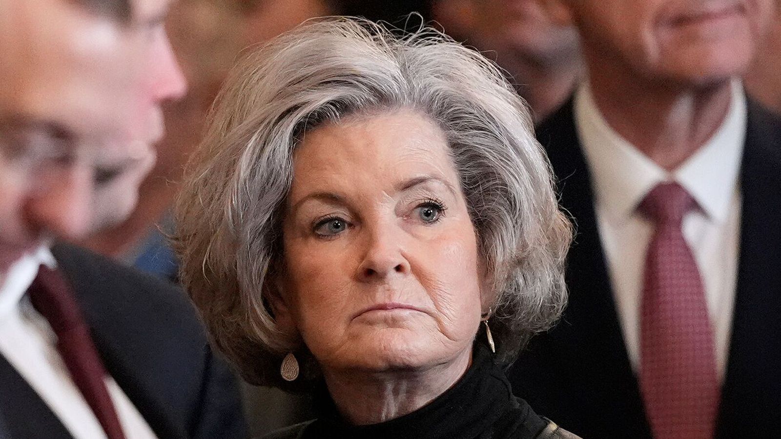 Starfs­manna­stjóri Trumps greinist með krabba­mein