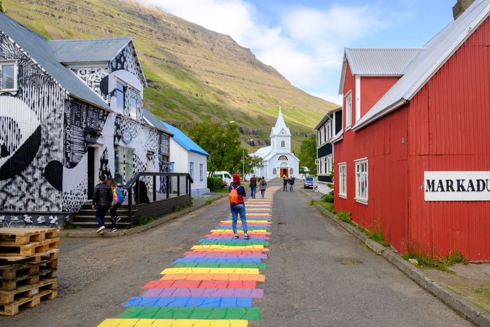 Myndin er tekin á Seyðisfirði, vinsælum áfangastað á Austurlandi.