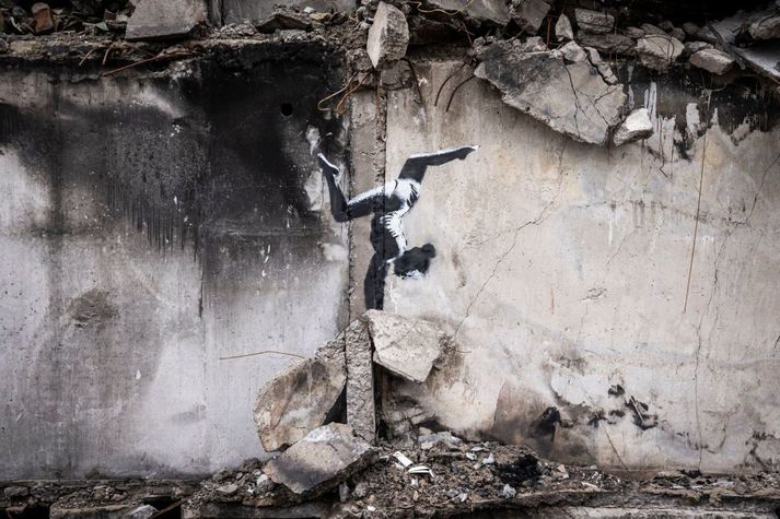 Verkið sem Banksy birti mynd af á Instagram.