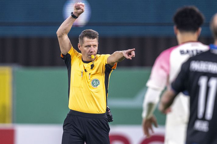 Þýski knattspyrnudómarinn Patrick Ittrich leggur til breytingar á fótboltareglunum sem mörgum finnst eflaust svolítið róttækar.