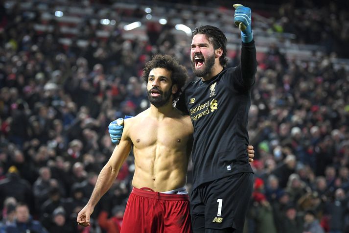 Alisson lagði upp mark Mohamed Salah og fagnaði því síðan með því að hlaupa upp allan völlinn til að fagna.