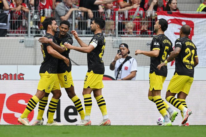 Mats Hummels reyndist hetja Dortmund.