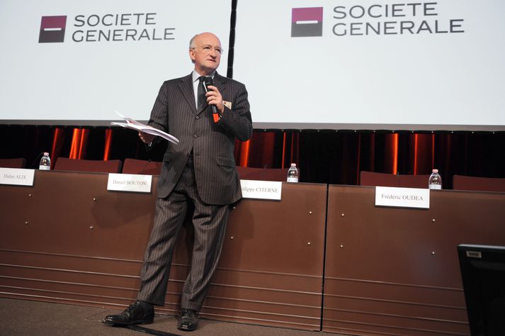 Daniel Bouton, forstjóri Societe Generale, er hann greindi frá því að verðbréfaskúrkur hafi fundist innan veggja bankans fyrir um hálfum mánuði.