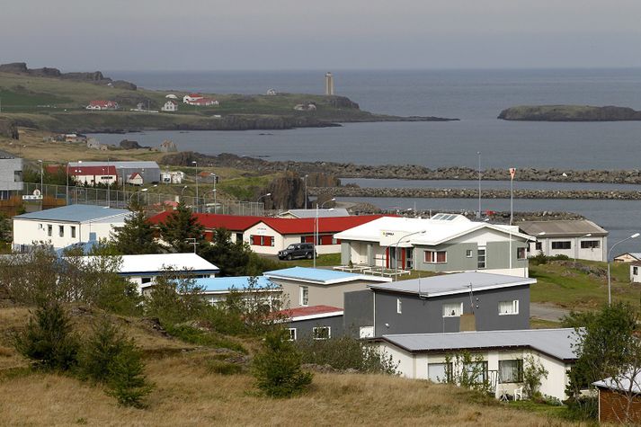 Báturinn verður dreginn til hafnar í Vopnafirði.