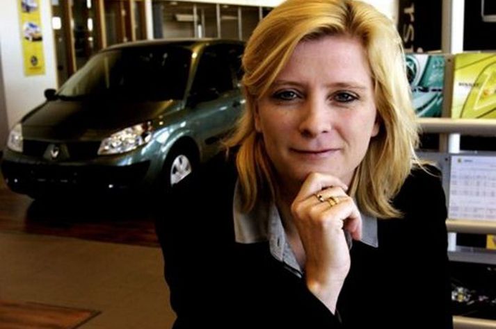Erna Gísladóttir kemur aftur að B&L og nú einnig að Ingvari Helgasyni.