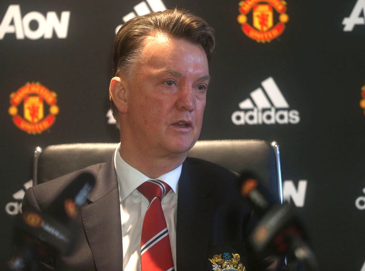 Louis van Gaal þarf að svara sömu spurningunum aftur og aftur.