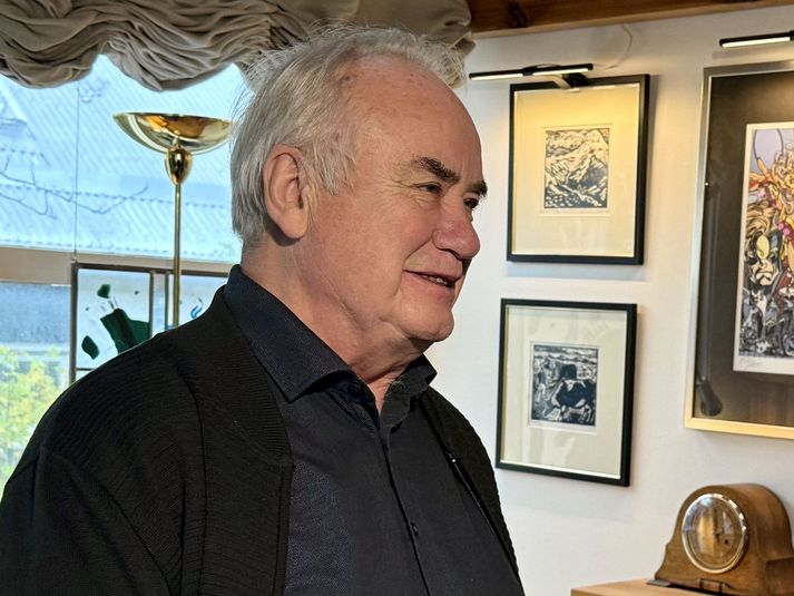 Gísli Már Gíslason prófessor emeritus í líffræði segir að koma moskítóflugunnar til landsins komi honum ekki á óvart.