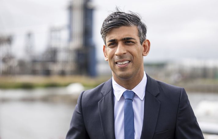 Rishi Sunak, forsætisráðherra Breta, tilkynnti fyrirætlanirnar í heimsókn sinni á gasvinnslustöð Shell í bænum Peterhead í Skotlandi.