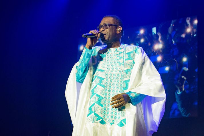 Youssou N'Dour á tónleikum í París í fyrra.