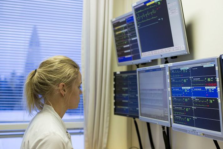 Frá 700 í 343 á 10 árum. .