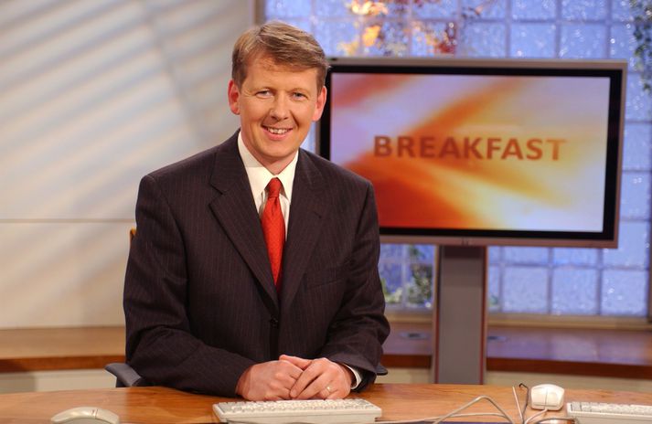 Bill Turnbull í sjónvarpssetti árið 2002.