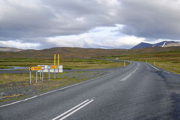 Veður fer kólnandi á norðanverðu landinu í vikunni og gæti gránað í fjöll.