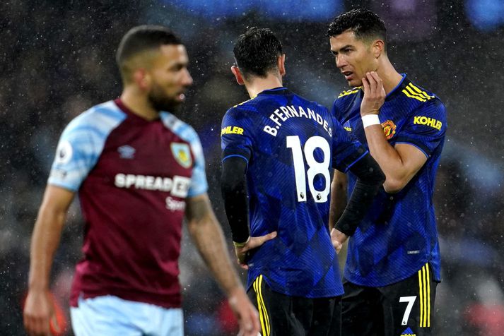 Cristiano Ronaldo hafði þrjár ástæður fyrir að vera mjög pirraður eftir leik Manchester United í gær. Hann byrjaði á bekknum, hann skoraði ekki og United tókst ekki að vinna.