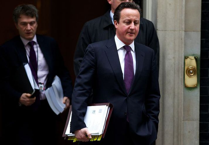 David Cameron Forsætisráðherra Bretlands gengur til þings. nordicphotos/AFP