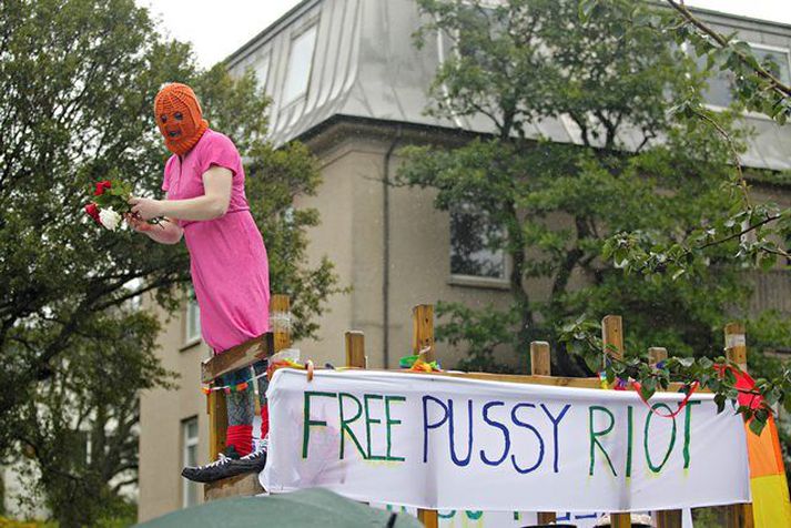 Jón Gnarr er einn aðalræðumanna á ráðstefnu um mannréttndi í Antwerpen.