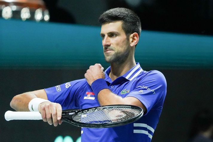 Novak Djokovic vann þrjú risamót á síðasta ári og er fremsti tennisspilari heims.
