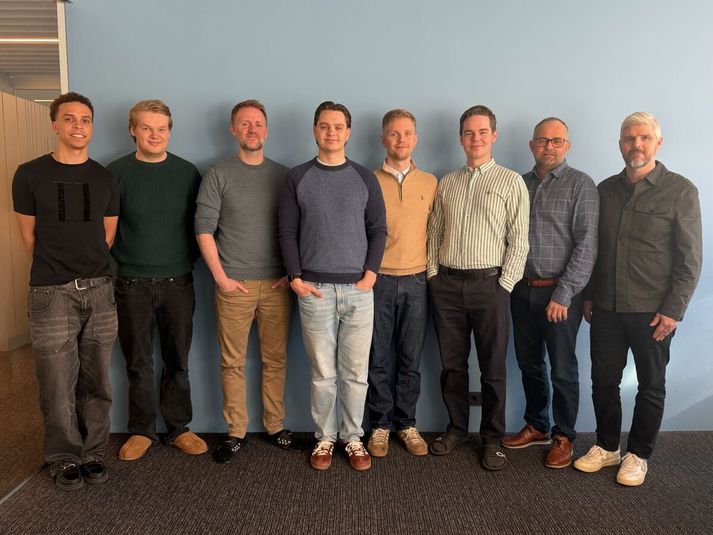 Á tæpum áratug hefur Payday þróast úr einfaldri lausn fyrir reikningagerð og launagreiðslur yfir í heildstætt viðskiptakerfi sem þjónustar þúsundir fyrirtækja og einstaklinga um land allt. Frá vinstri eru Daníel Amos Daníelsson, Einar Tómas Grétarsson, Gunnar Gils Kristinsson, Lárus Orri Stefánsson, Guðmundur Sigurðsson, Kristinn Björgvinsson, Stefán Ari Guðmundsson og Björn Hr. Björnsson, framkvæmdastjóri og einn af þremur stofnendum Payday.